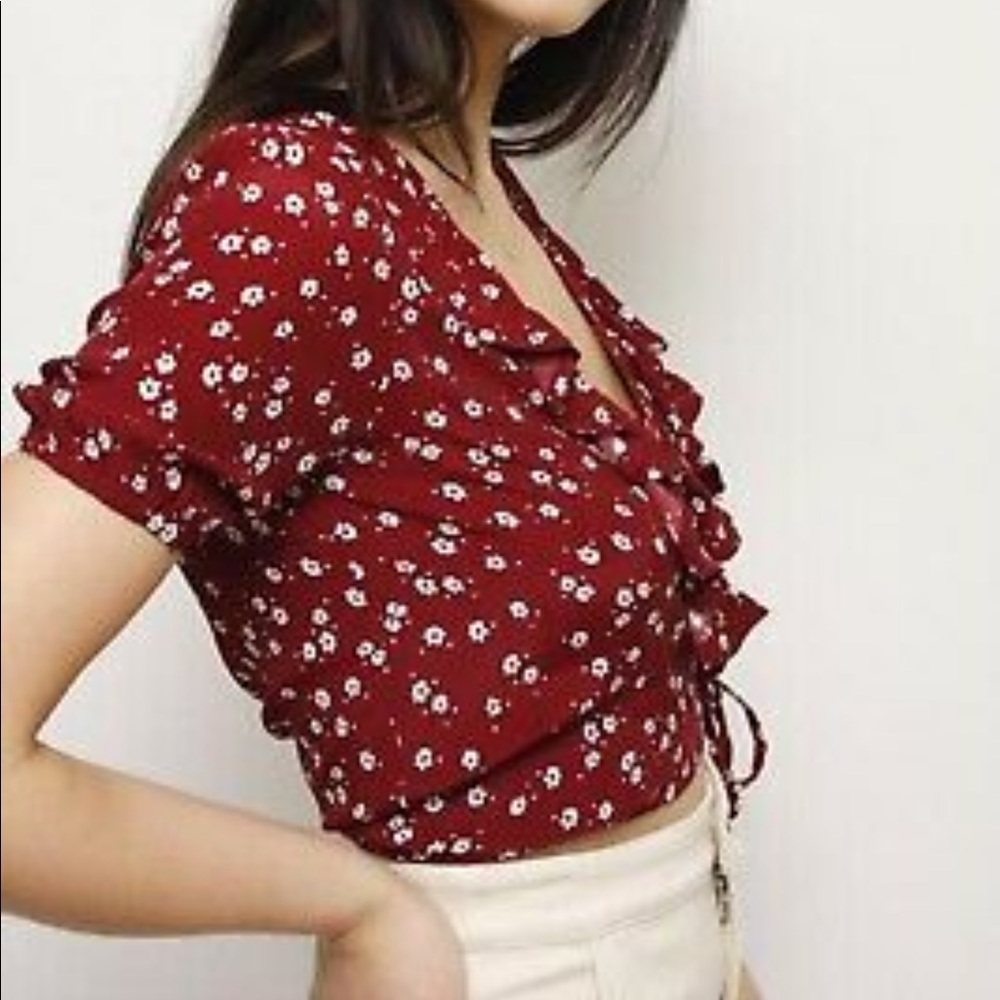 FAITHFULL THE BRAND Sz XS 2 CARAYES WRAP BLOUSE TOP IN BETINA FLORAL Revolve